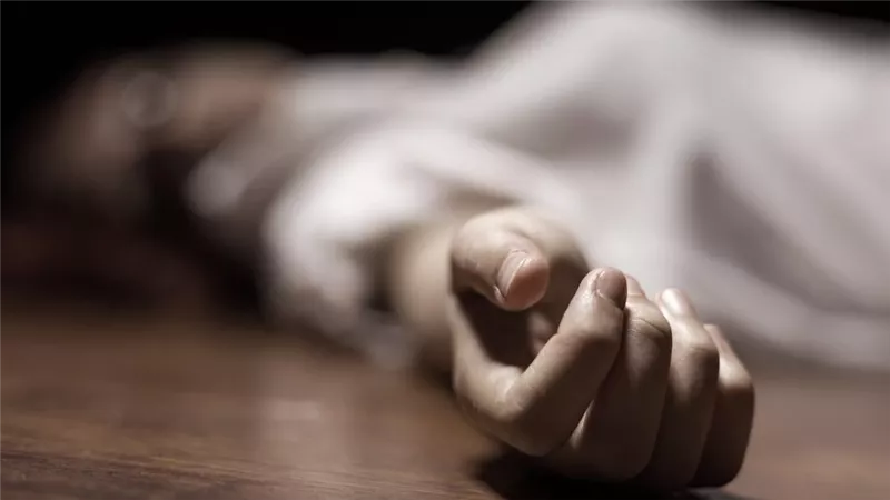جريمة أسرية تهز الجيزة.. مقتل سيدة داخل منزلها والاشتباه في زوجها