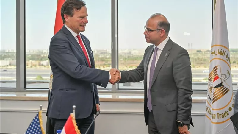  مصر والولايات المتحدة تبحثان تعزيز الاستثمارات الأمريكية وفرص التعاون في التعدين