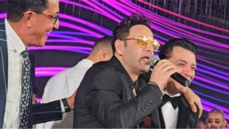مصطفى قمر يشعل أزمة مصطفى كامل وطارق الشناوي.. «لا لإهانة النقيب تحت مظلة النقد»