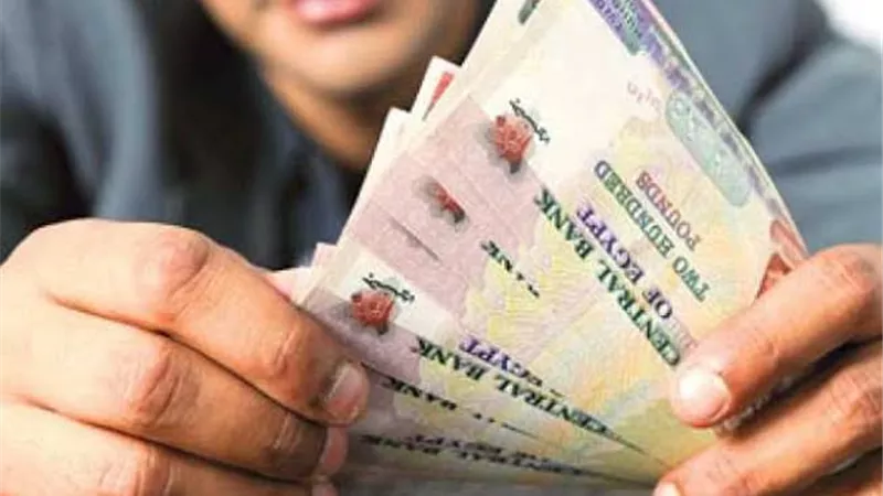4 قواعد ذهبية لإدارة دخلك الأول وتجنب فخ القروض والتقسيط لدى الفتيات