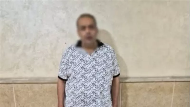 بدء محاكمة المتهم بقتل أسرة التجمع الخامس أمام جنايات القاهرة الجديدة