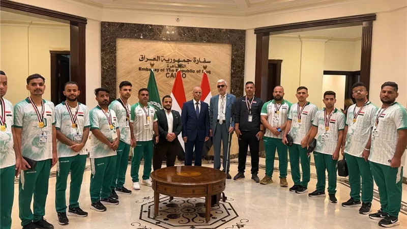 سفير العراق بالقاهرة يستقبل بعثة منتخب المكفوفين المشارك في بطولة الإسماعيلية الدولية