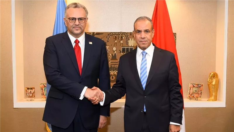 بدر عبد العاطي يبحث مع كبير مستشاري الرئيس الأمريكي تطورات السودان وليبيا والأزمات الإقليمية