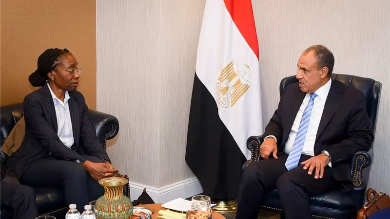 بدر عبد العاطي يبحث مع رئيسة مجموعة الأزمات الدولية جهود خفض التصعيد ودعم الحلول السياسية للأزمات الإقليمية  