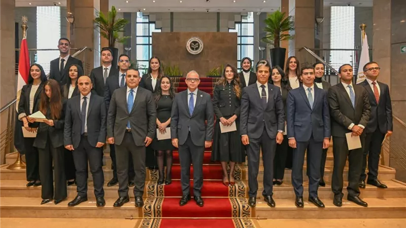 وزير الاستثمار والتجارة الخارجية يشهد أداء اليمين للدفعة الجديدة من أعضاء جهاز التمثيل التجاري  