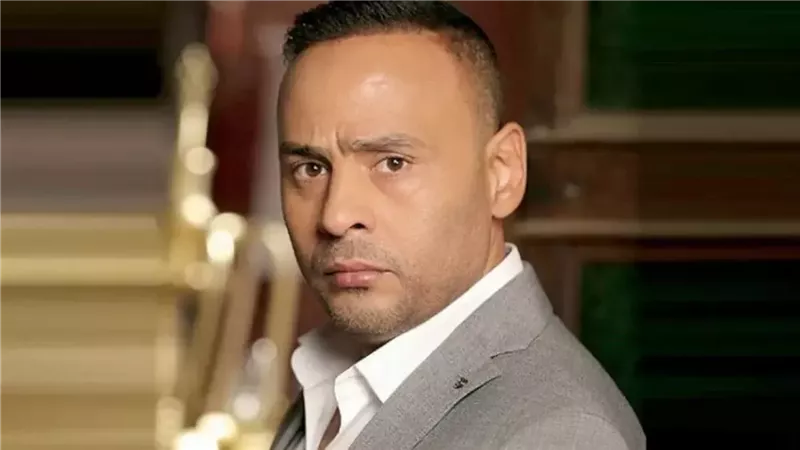 أزمة الموهبة ونجومية الشباك.. السوشيال تشتعل دفاعاً عن محمود عبد المغني بعد تصريحات طارق الشناوي