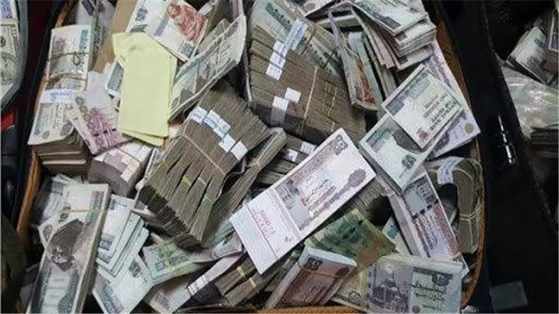 «غسل 70 مليون جنيه من تجارة السموم».. سقوط عنصرين جنائيين حوّلا أرباح المخدرات إلى عقارات وسيارات