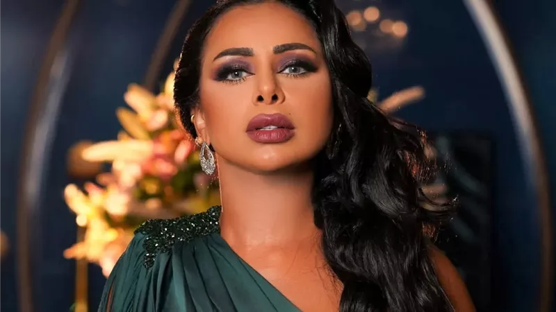 5 ساعات أمام المرآة.. هند البلوشي تتحول إلى «جدة» في أجرأ مغامراتها التمثيلية