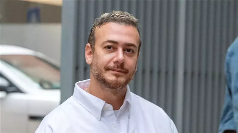 «أنا أعرف سعد لمجرد ومستحيل يعمل كده».. متى يتحول الدفاع عن النجم إلى تجاهل لحكم القضاء؟