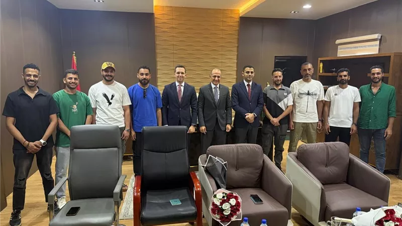 تنفيذًا لتوجيهات الرئيس.. الخارجية تعلن عودة البحارة المصريين المحتجزين في الصومال إلى أرض الوطن