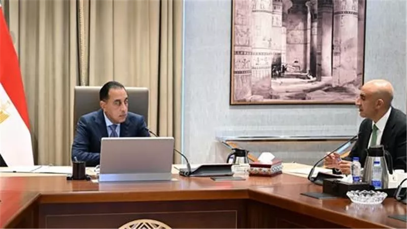  رئيس الوزراء يستعرض الحوافز المستدامة لتشجيع القطاع الخاص على إدارة مدارس التكنولوجيا التطبيقية