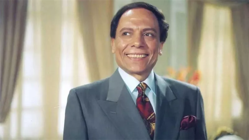 حقيقة صورة أثارت الجدل.. هل ظهر عادل إمام مؤخرًا؟