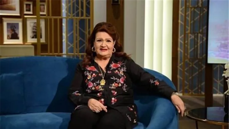 جراحة عاجلة لميمي جمال بعد سقوطها في المنزل.. تفاصيل إصابتها وموعد خروجها من المستشفى