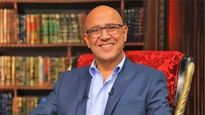 أشرف عبد الباقي يفتح النار بسبب «مسرح مصر».. «أنا اللي بتشتم»