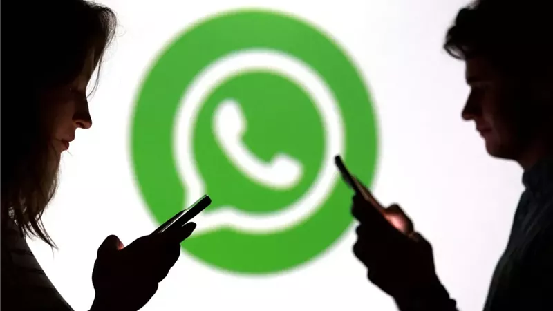 «واتساب» يختبر تبويباً جديداً لجهات الاتصال يعرض المتصلين وأعياد الميلاد