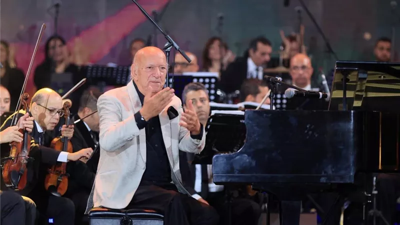 عمر خيرت يشعل انطلاق الدورة الثانية من مهرجان الفسطاط الشتوي بإقبال جماهيري كبير