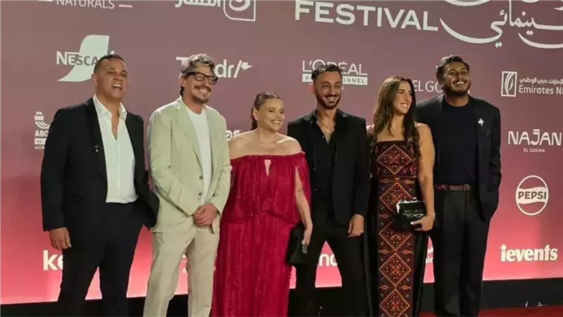 أبطال فيلم بومة 