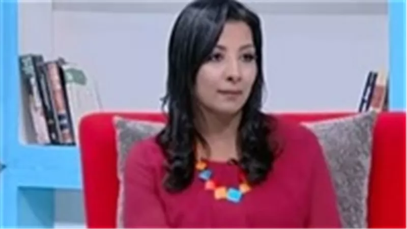 ما تأثير الموضة على المجتمع والثقافات؟.. وخبراء: «التقليد الأعمى داهية»
