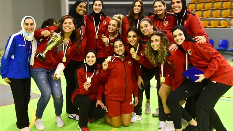 سيدات «الأهلي» يهزمن «الزمالك» ويتوجن بـ«لقب كأس مصر لليد»