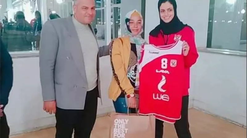 موقف إنساني من ثريا محمد نجمة «الأهلي» تجاه سلوى جمال