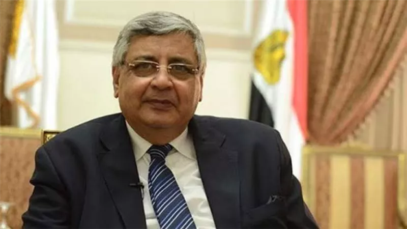 الموجة الثالثة لم تبدأ.. تصريحات صادمة من مستشار الرئيس بشأن كورونا.. فيديو
