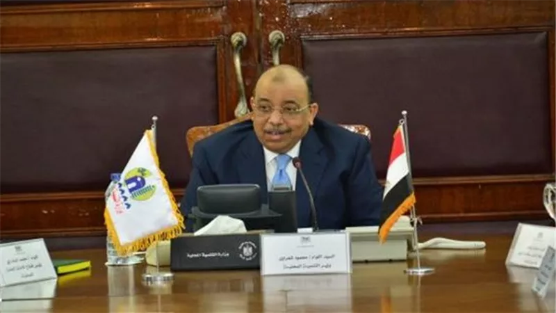 يوم المرأة المصرية.. تكريم السكرتيرة العامة لمحافظة قنا