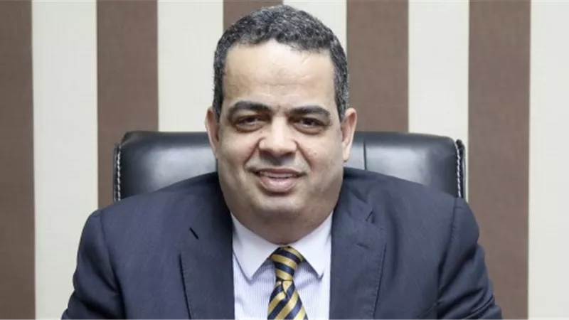 نائب الشيوخ عن زيادة الأجور: هدايا جديدة يقدمها الرئيس للمصريين.. خاص