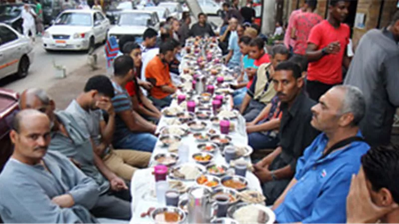 مطبخ خير الرحمن.. مبادرة لإطعام أهالينا في رمضان بأشهى المأكولات