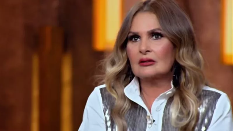 عيد الأم 2021| يسرا في رسالة لوالدتها: وحشتيني يا حتة من روحي.. صورة