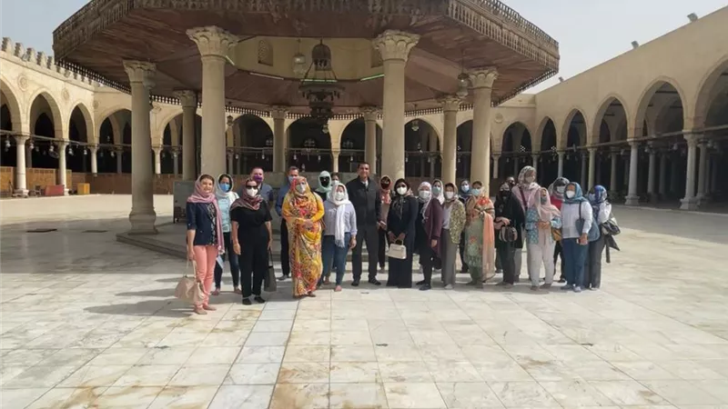 زوجات سفراء 20 دولة أجنبية في جولة ميدانية للمعالم السياحية بمصر
