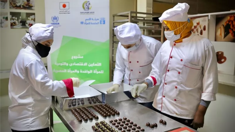 بتمويل ياباني.. اختتام برنامج إنتاج الشوكولاته لدعم تمكين السيدات اقتصاديًا