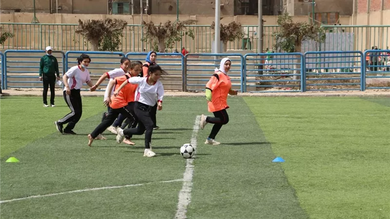 انطلاق الدورة التنافسية للألعاب الجماعية والفردية لطلاب الإعدادية والثانوية بـ13 محافظة