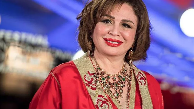 لمحاربة السرطان.. إلهام شاهين للسيدات: «متعتمدوش على الرجالة»