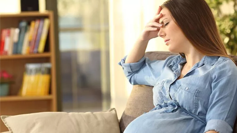 لو مش طايقة ريحة الأكل أثناء الحمل.. احذري هذه الأسباب