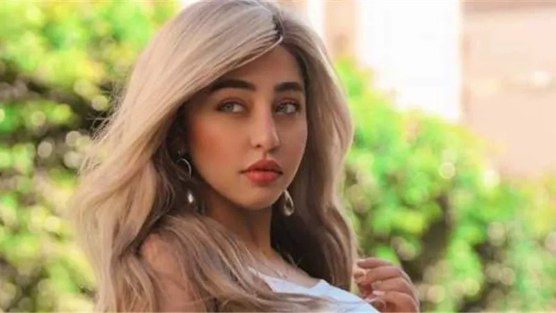 بدء الجلسة الرابعة لمحاكمة ريناد عماد فتاة التيك توك