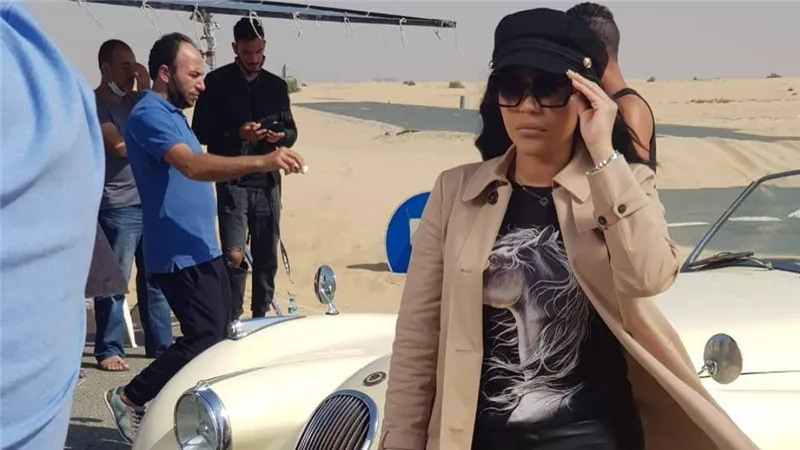 تجسد شخصية ضابط شرطة.. أمينة تطرح كليب المقام العالي.. فيديو
