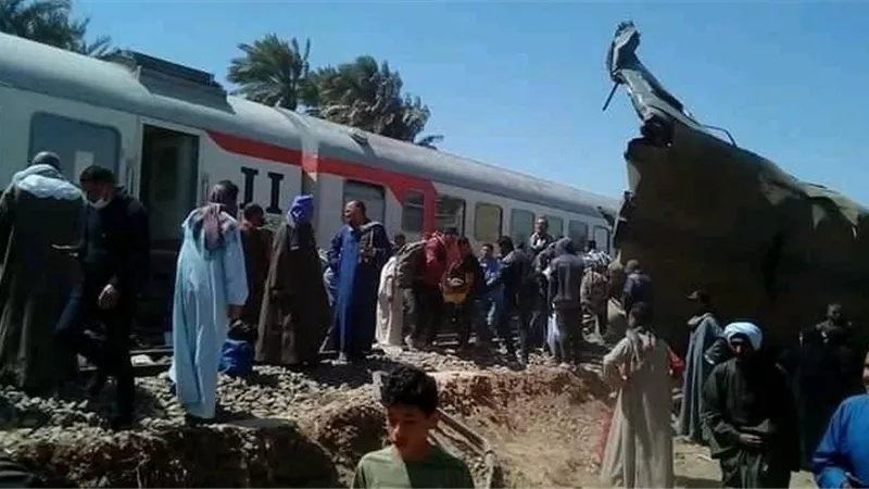 أول طلب إحاطة بشأن حادث تصادم قطارين فى سوهاج