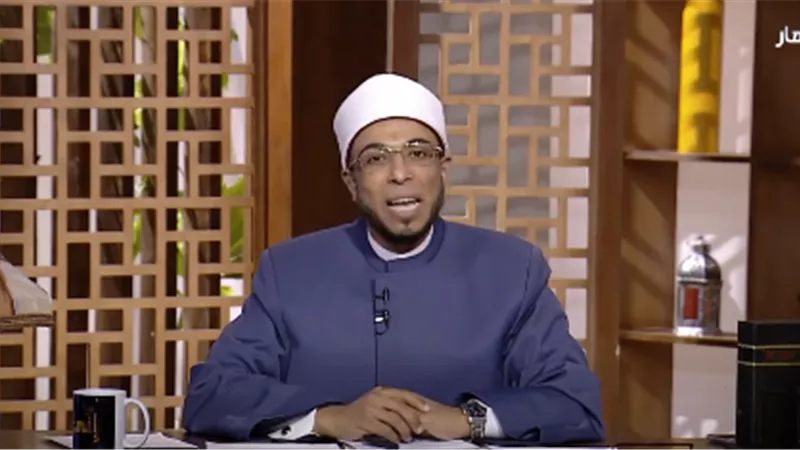 داعية إسلامي يصرف روشتة ربانية للوقاية من أضرار الحسد (فيديو)