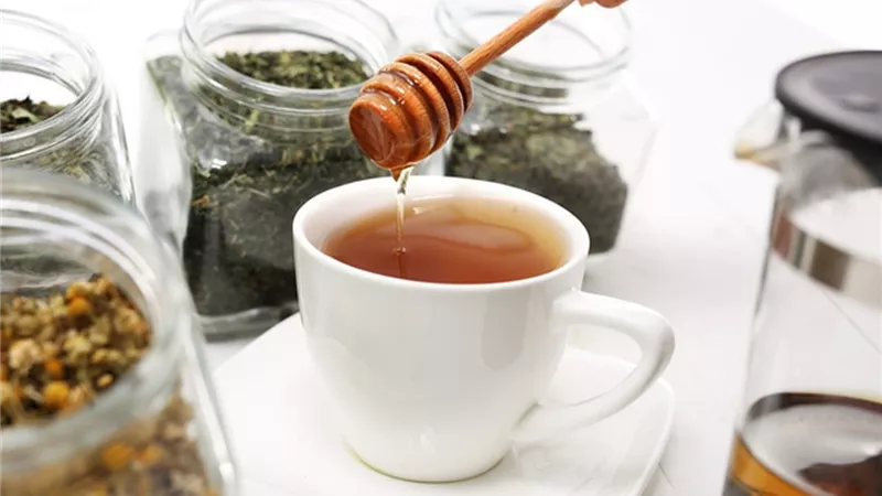  9 أعشاب تؤخر سن اليأس عند السيدات.. تعرفي عليها 