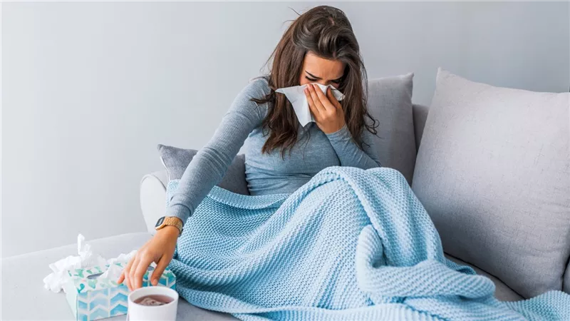 5 علاجات منزلية للبرد قد تجعلك مريضًا.. تعرف عليها