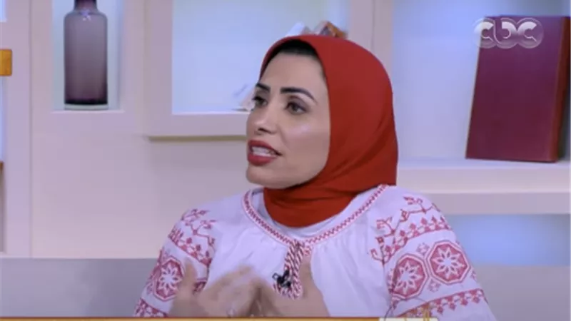 استشاري التغذية: قلة النوم وراء الشعور بالضغط النفسي.. فيديو 