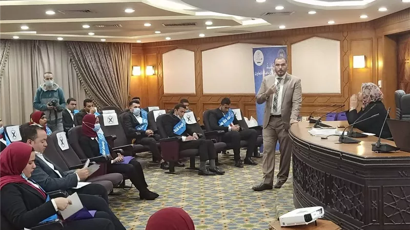 شباب الجامعات يتحاورون مع المشايخ حول التطرف بقاعات مرصد الأزهر