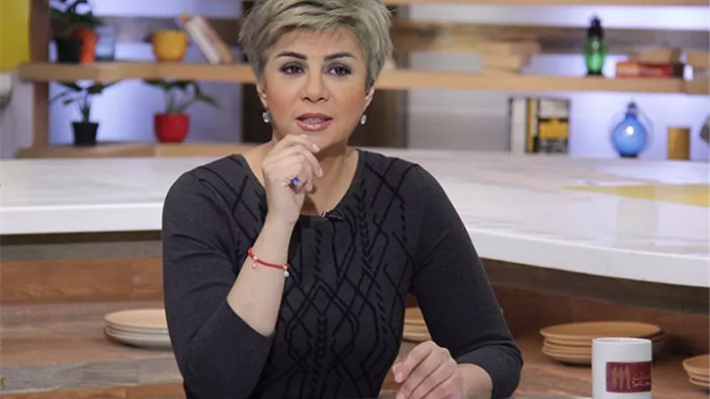 مفيدة شيحة تهاجم سائق تعدى على زوجته: «مفيش تربية».. فيديو