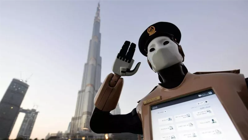 الإمارات: الحبس سنة لمروجي كذبة إبريل