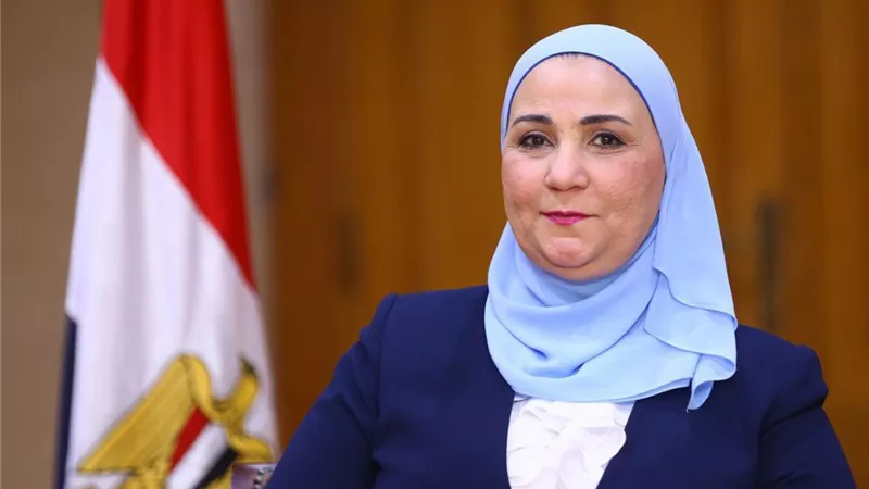 وزيرة التضامن: توجيهات رئاسية بتطوير 40 دار رعاية أيتام بتكلفة ملياري جنيه.. فيديو 