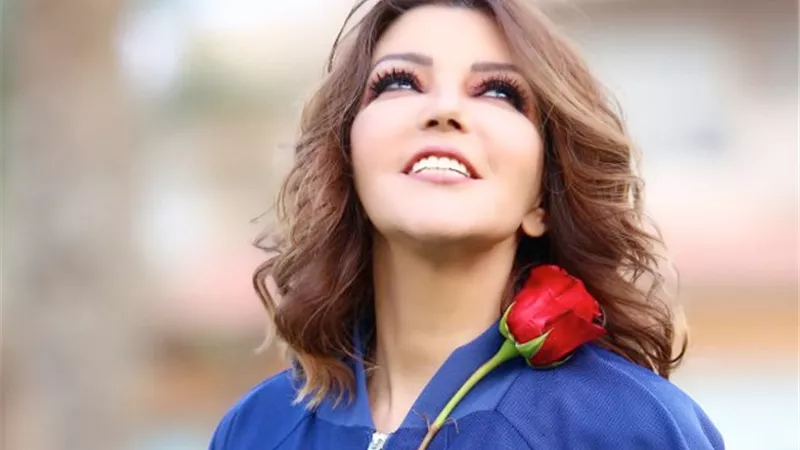 صباحك مع هير نيوز.. استمتعى بـ«شوق على شوق» لـ سميرة سعيد (فيديو)