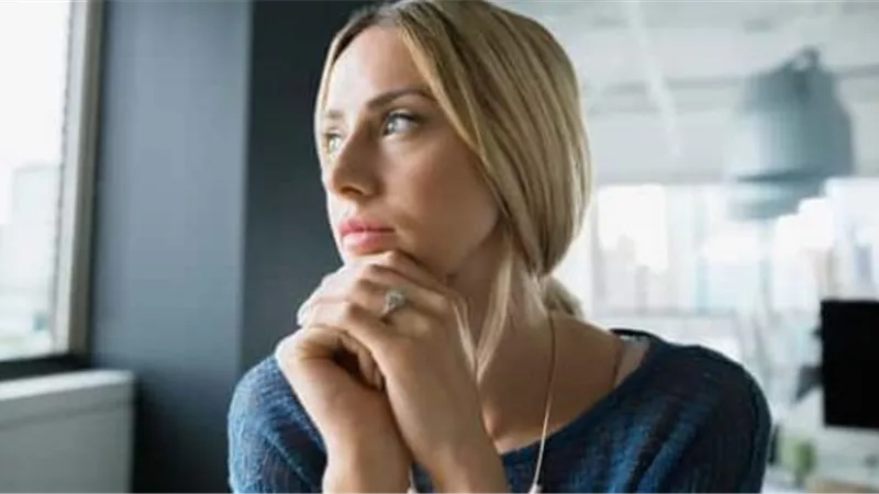10 أعراض تحدد إصابتكِ باضطرابات القلق.. احذريها