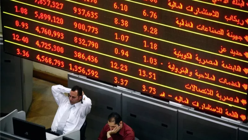 تراجع حاد بمؤشرات البورصة ورأس المال يخسر ١٠.٥ مليار جنيه