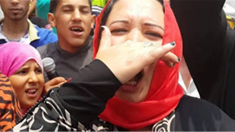 فني زغاريد.. أحدث الوظائف الشاغرة للفتيات على «الفيسبوك»