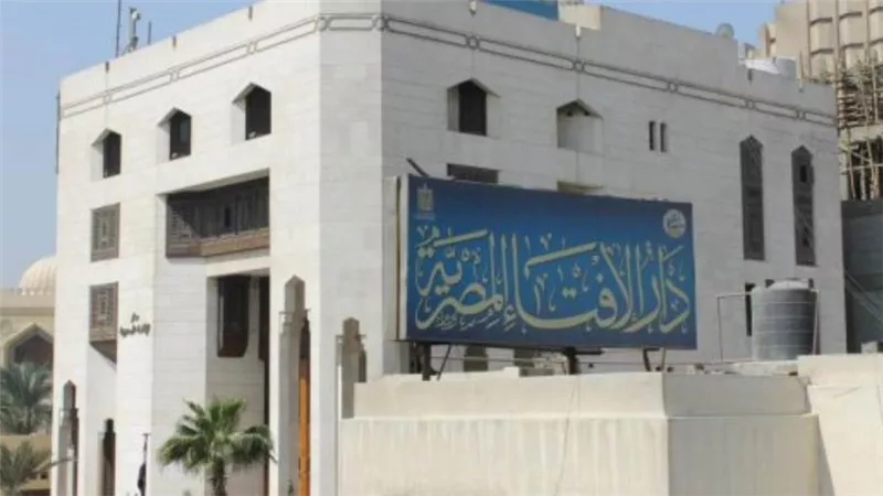 «الإفتاء»: كفارة الإفطار في رمضان لا تُحدد بالأهواء.. فيديو